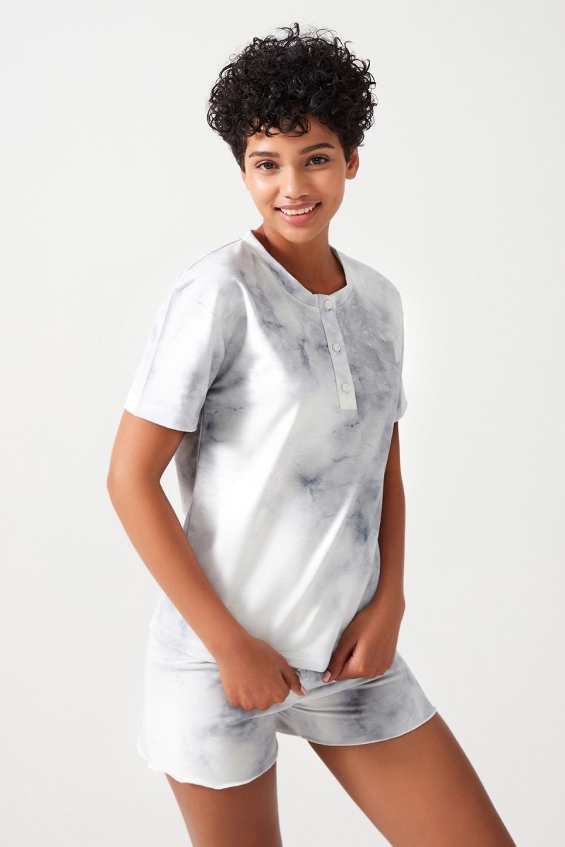 Batik Desenli Kısa Pijama Takımı