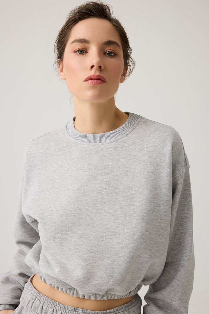 Beli Büzgülü Kısa Sweatshirt