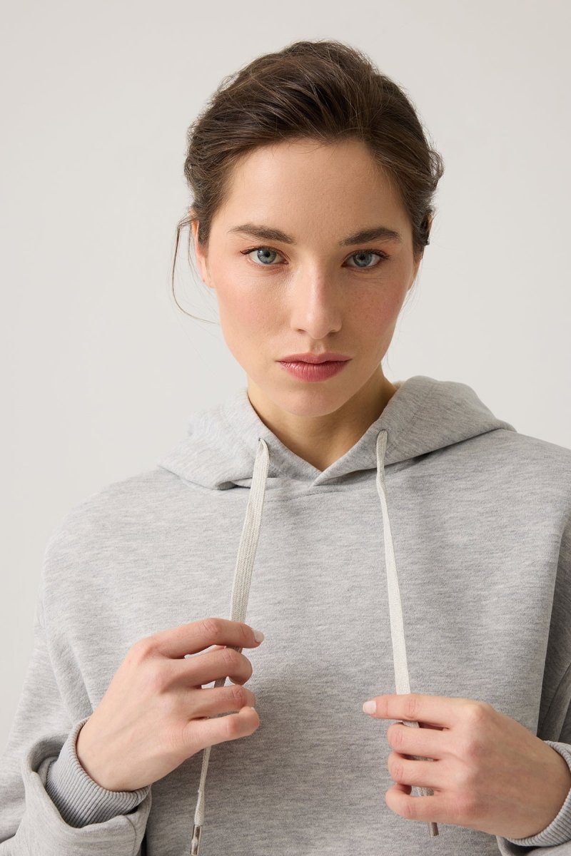 Bol Kesim Kapüşonlu Sweatshirt