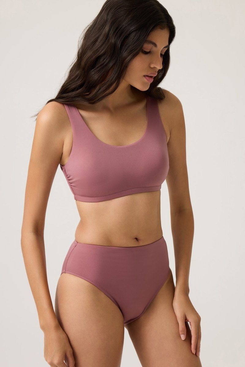 Kare Yaka Bikini Üstü