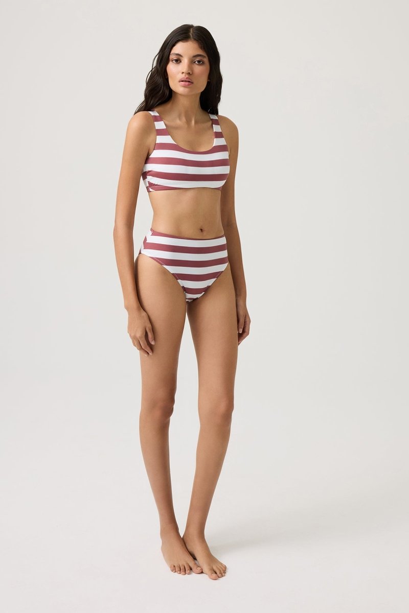 Kare Yaka Bikini Üstü