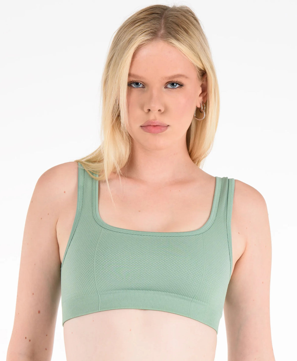 Dikişsiz Bralet