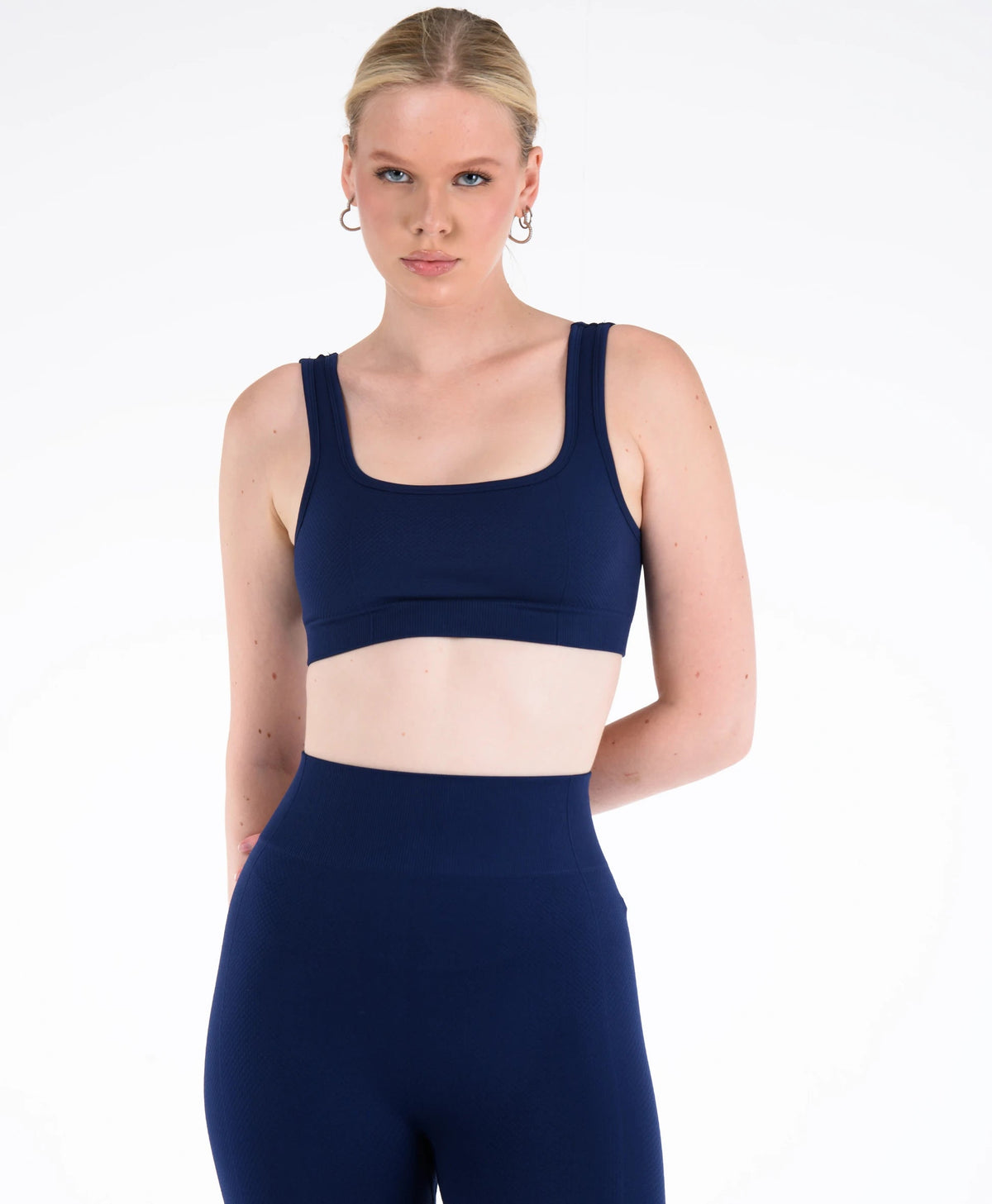 Dikişsiz Bralet