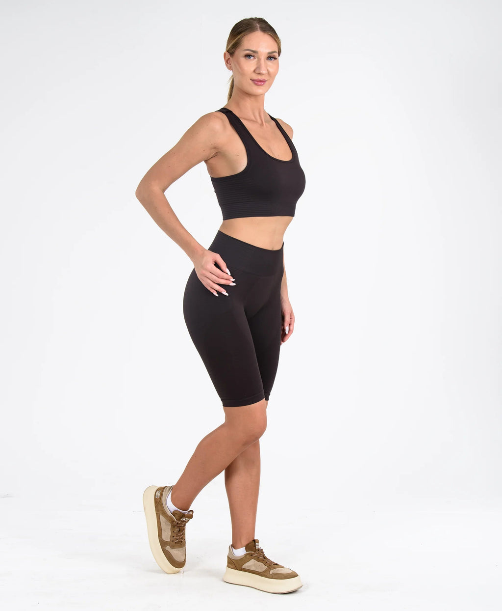 Dikişsiz Spor Şort